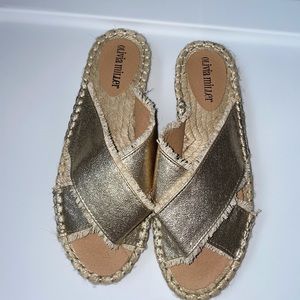 Everything But Water Olivia Miller Slides Sz 7